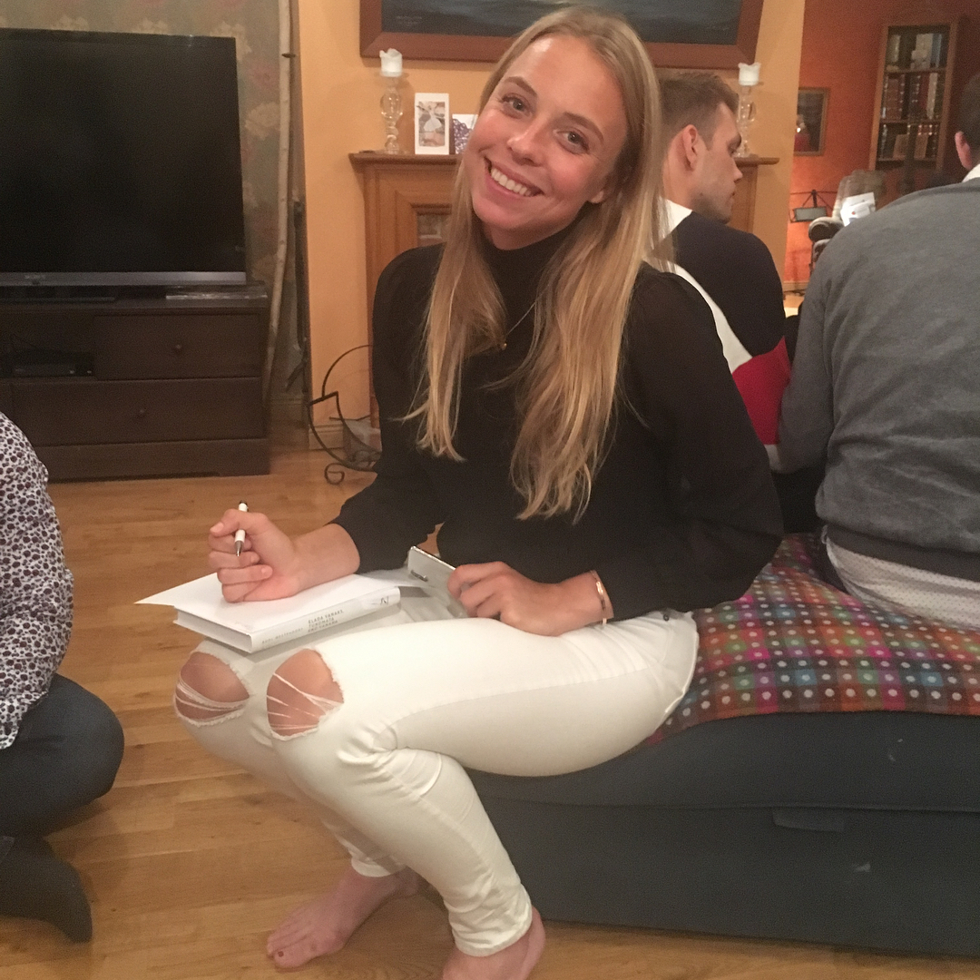 Anett Kontaveit Feet