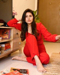 Aparna Dixit Feet