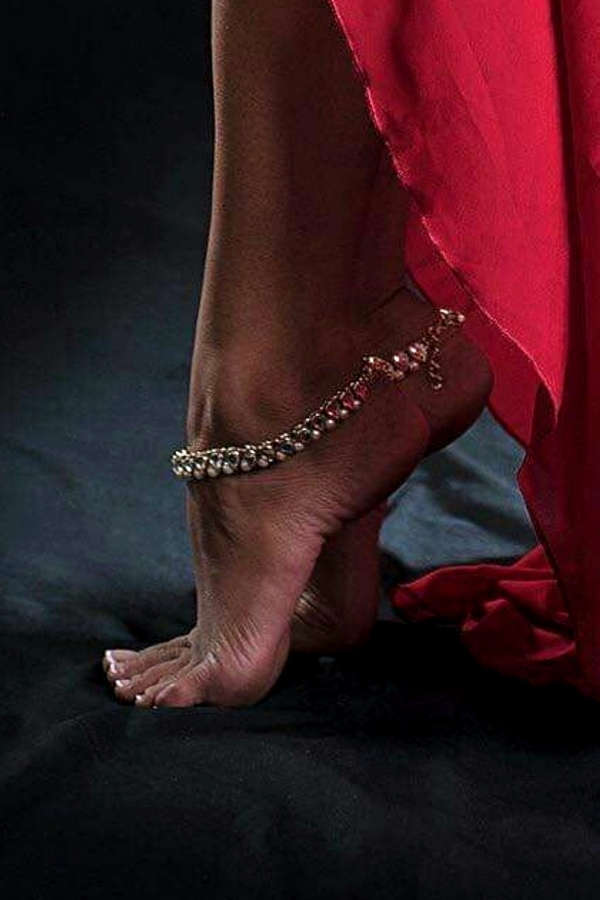 Aseka Wijewardena Feet