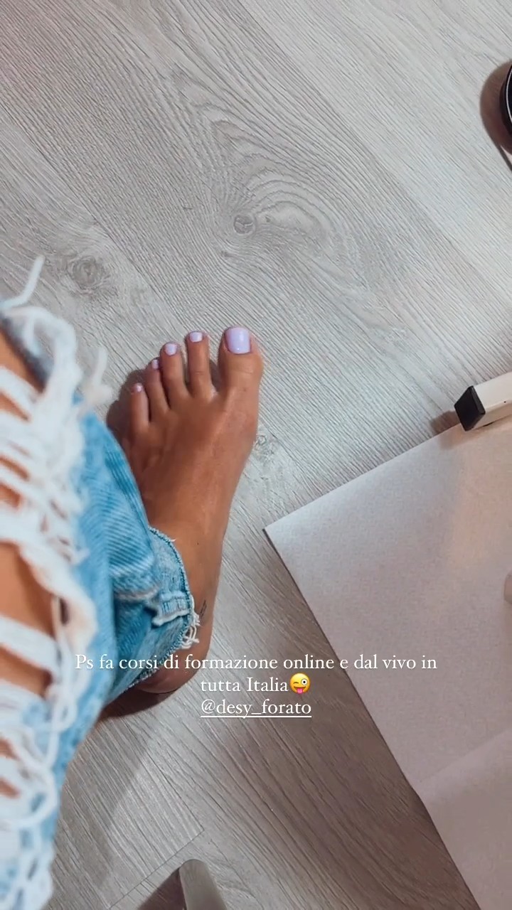 Camilla Mangiapelo Feet