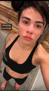 Claudia Gadelha Feet