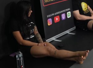 Claudia Gadelha Feet