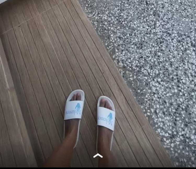 Farah Alsarraf Feet