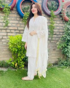 Gul Panra Feet