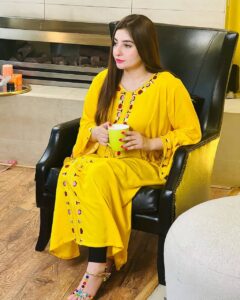 Gul Panra Feet