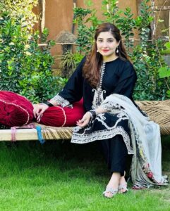 Gul Panra Feet