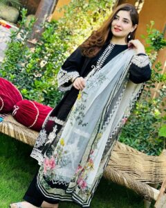 Gul Panra Feet