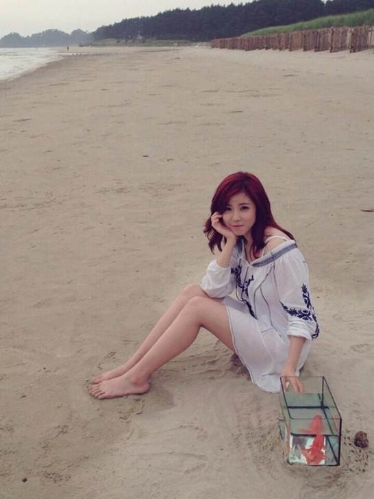 Jun Hyo Seong Feet