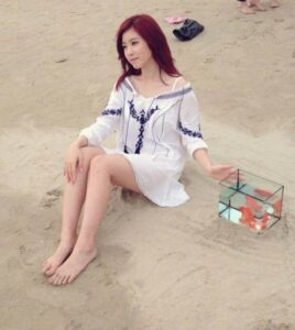 Jun Hyo Seong Feet