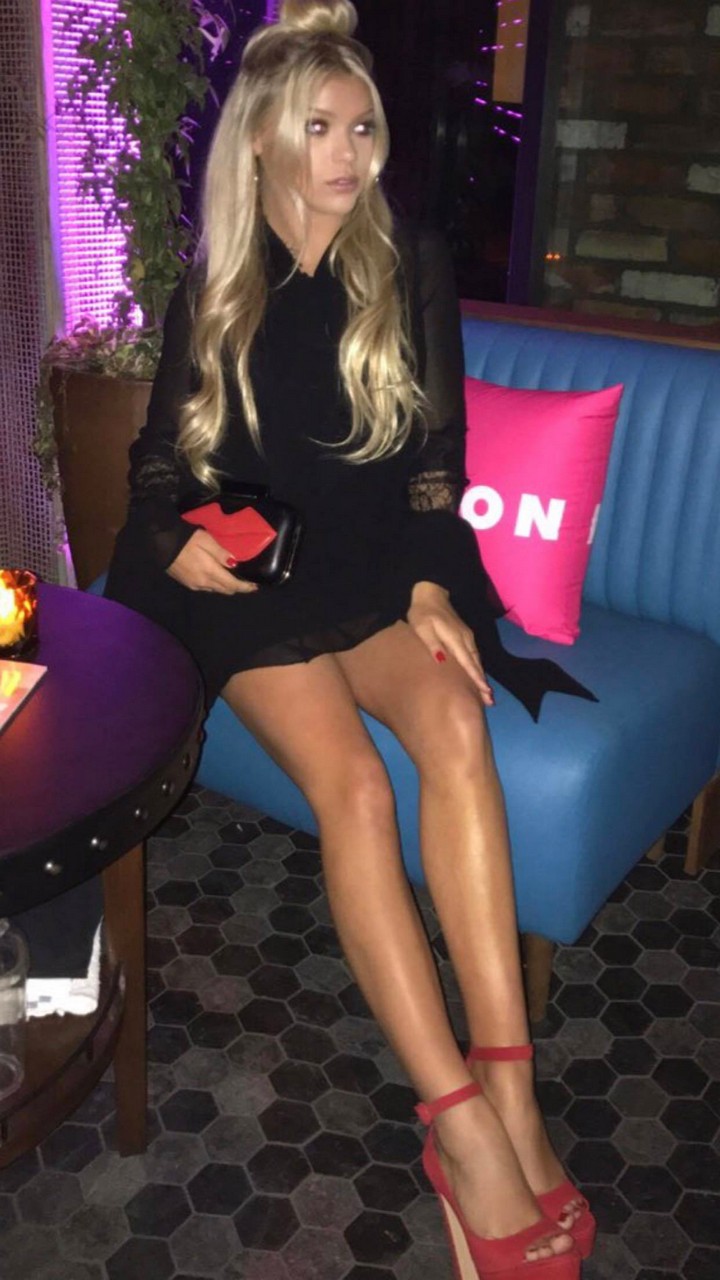 Kaylyn Slevin Feet