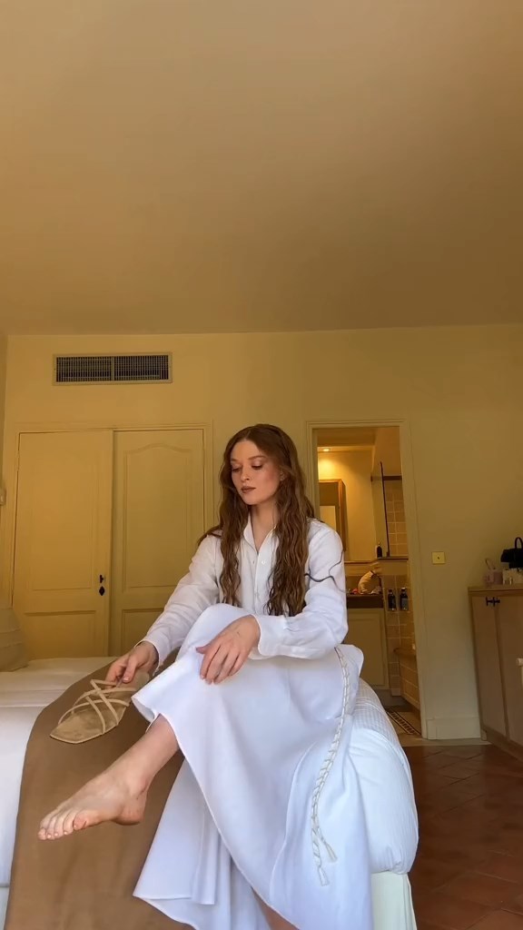 Larsen Thompson Feet