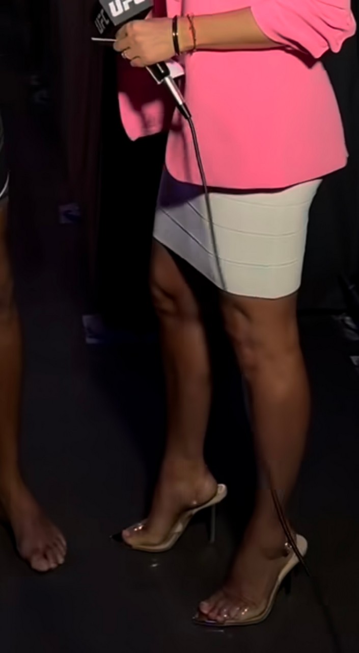 Laura Sanko Feet