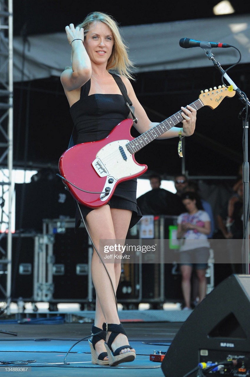 Liz Phair Feet