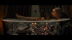 Maya Hawke Feet