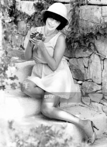 Mireille Mathieu Feet