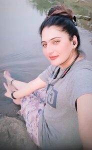 Neha Saxena Feet