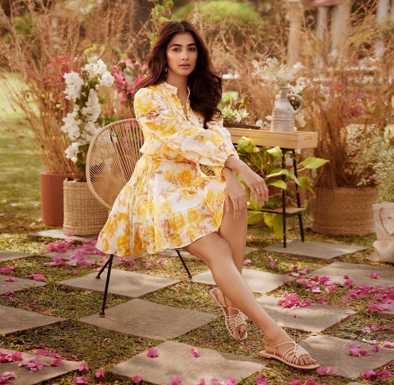 Pooja Hegde Feet