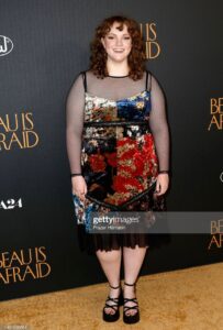 Shannon Purser Feet