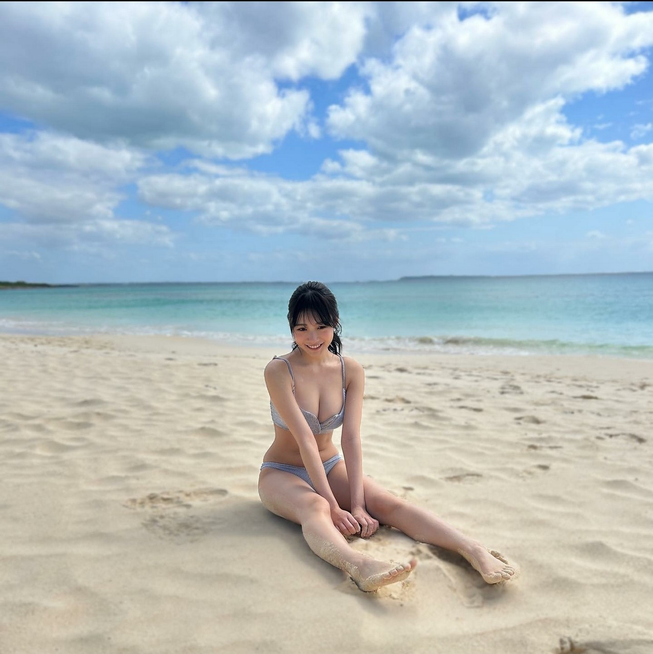 Sumire Yokono Feet