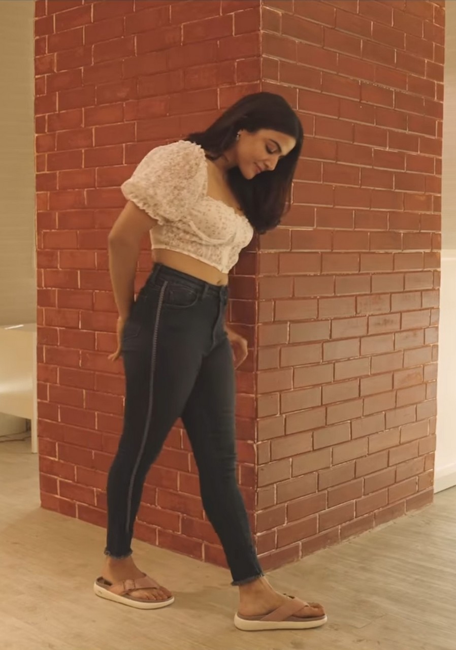 Wamiqa Gabbi Feet