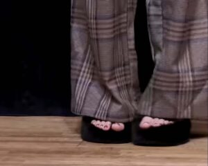 Yiren Wang Feet