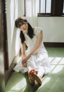 Akari Nibu Feet