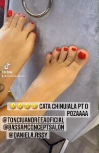 Andreea Tonciu Feet