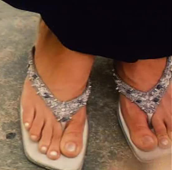 Antara Mali Feet