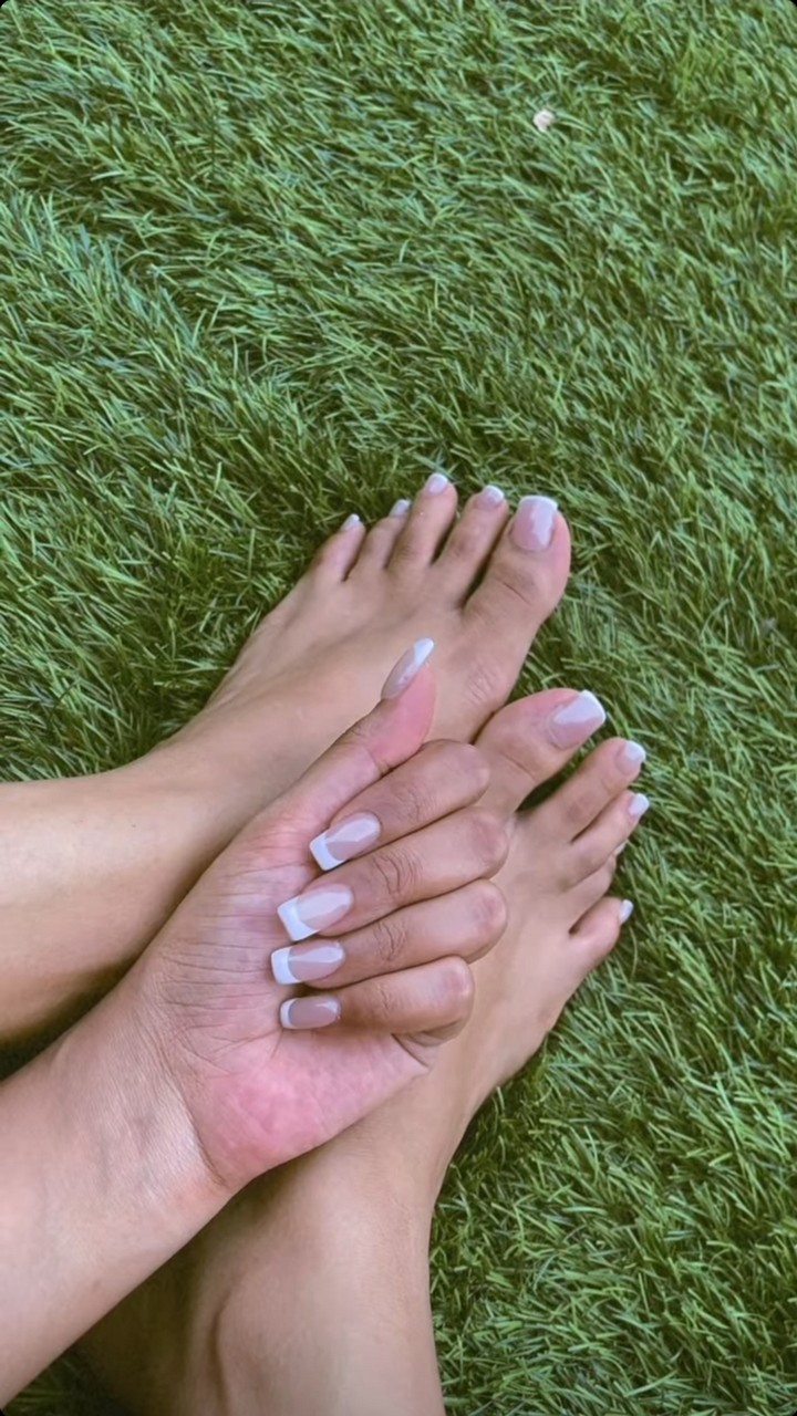 Baani Sandhu Feet