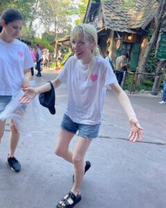 Carly Rae Jepsen Feet