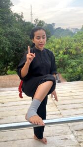 Chintya Candranaya Feet