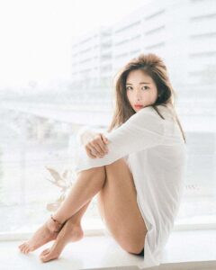 Cho Hyun Young Feet