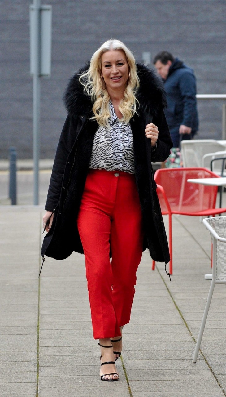 Denise Van Outen Feet