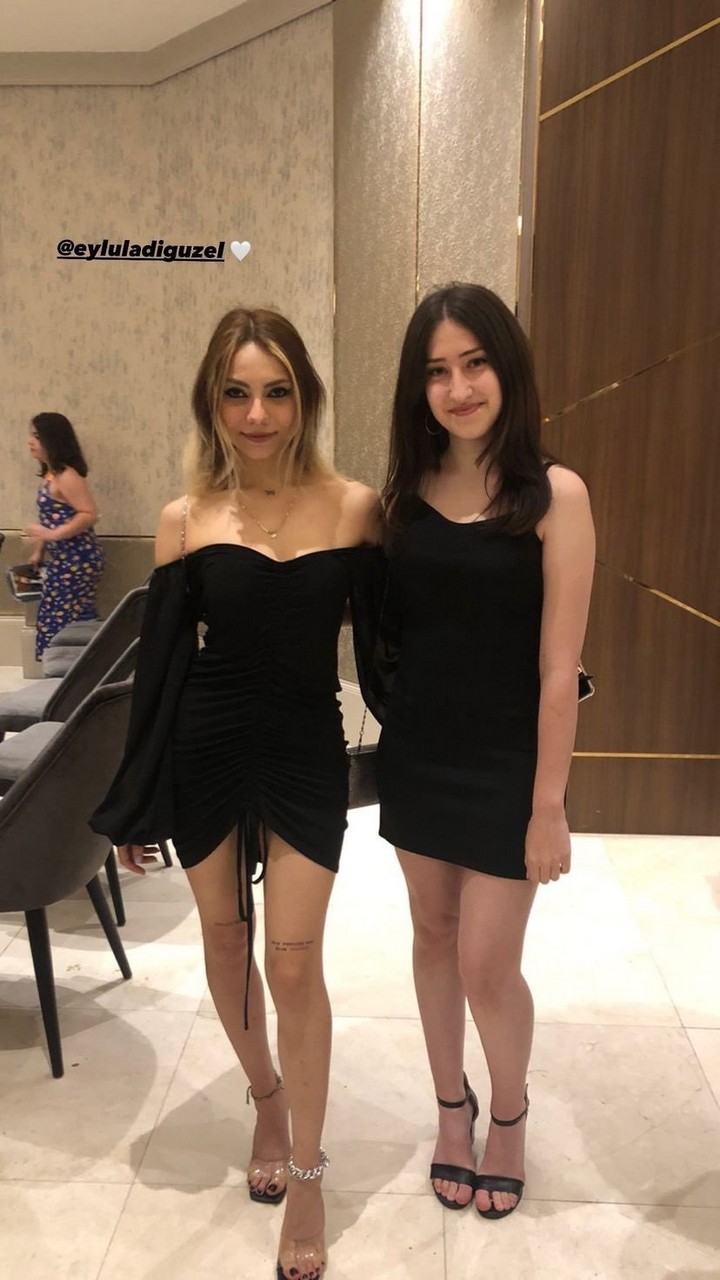 Eylul Adiguzel Feet