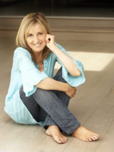 Fiona Phillips Feet