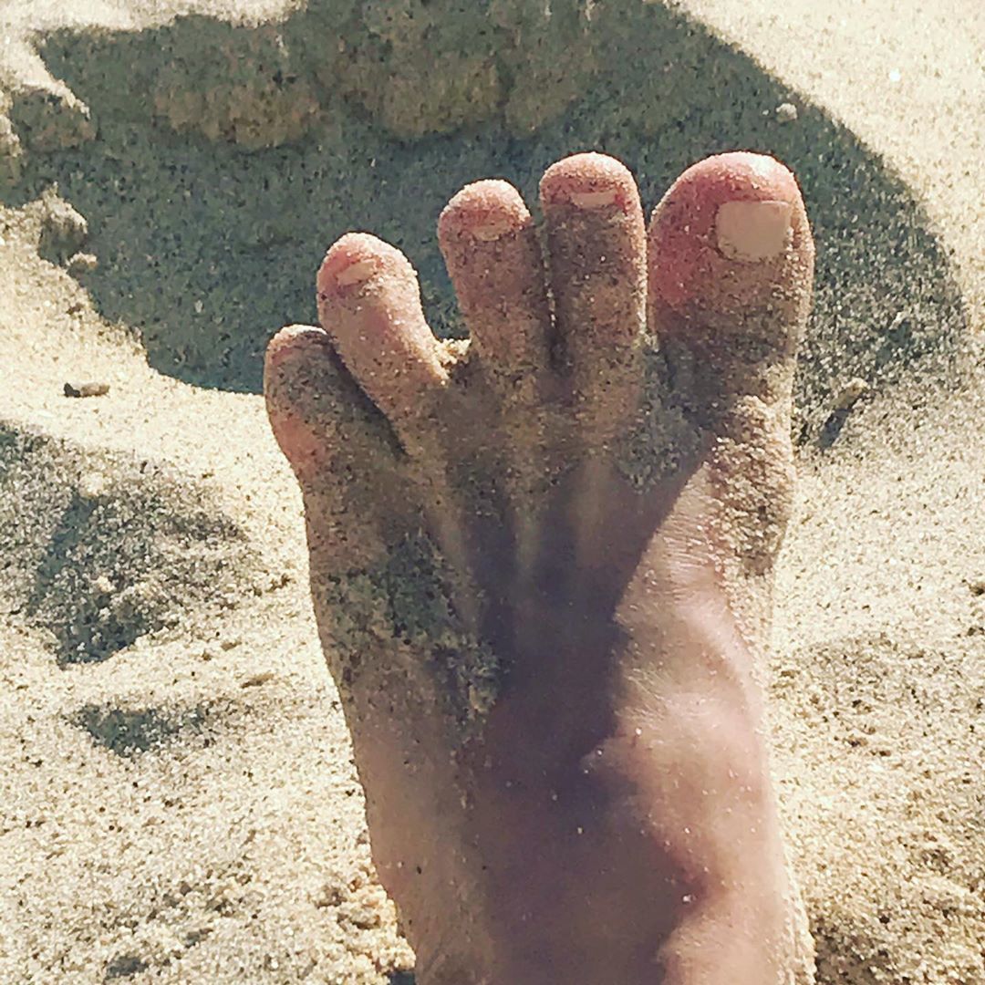 Luc Lia Santos Feet