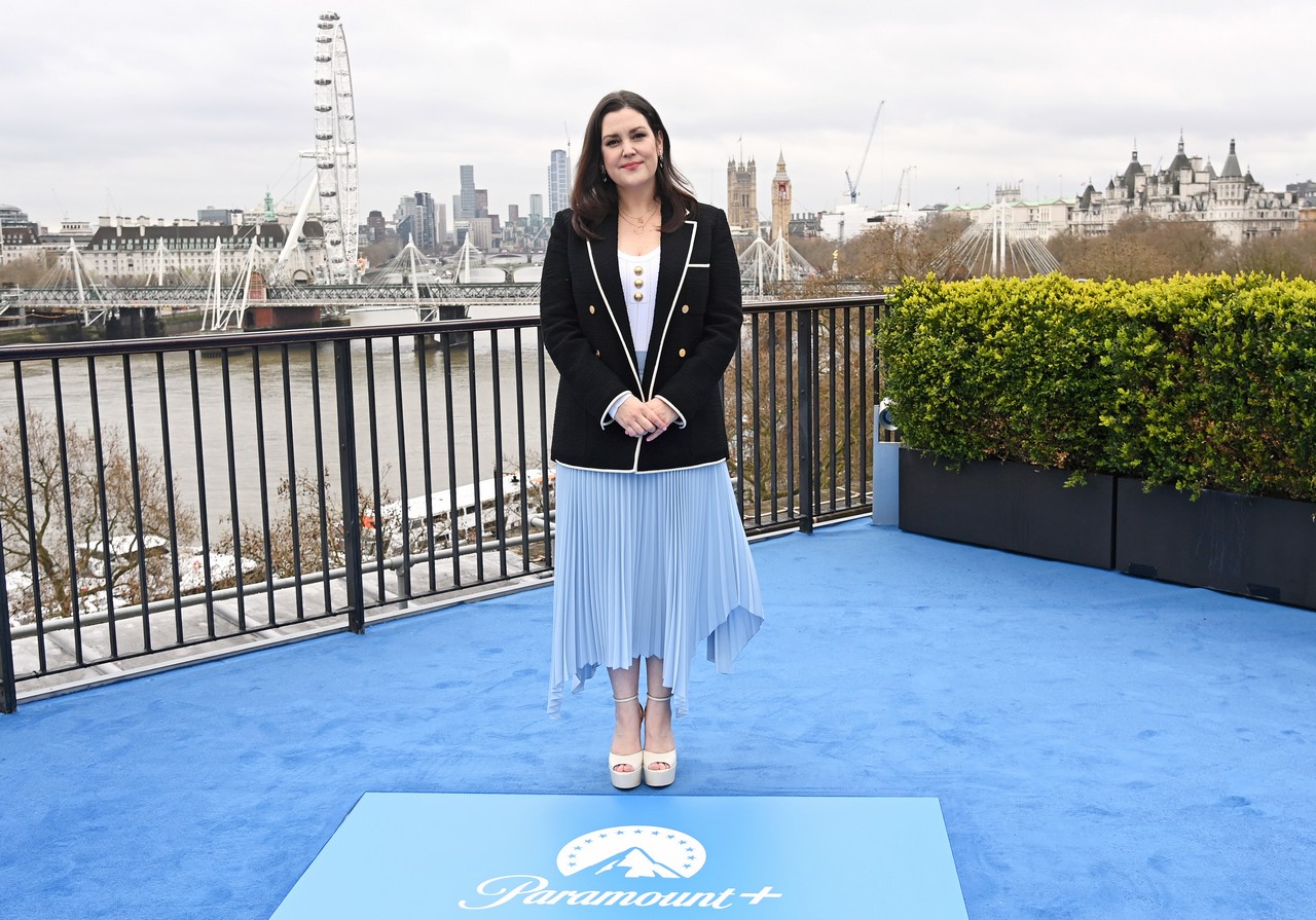 Melanie Lynskey Feet