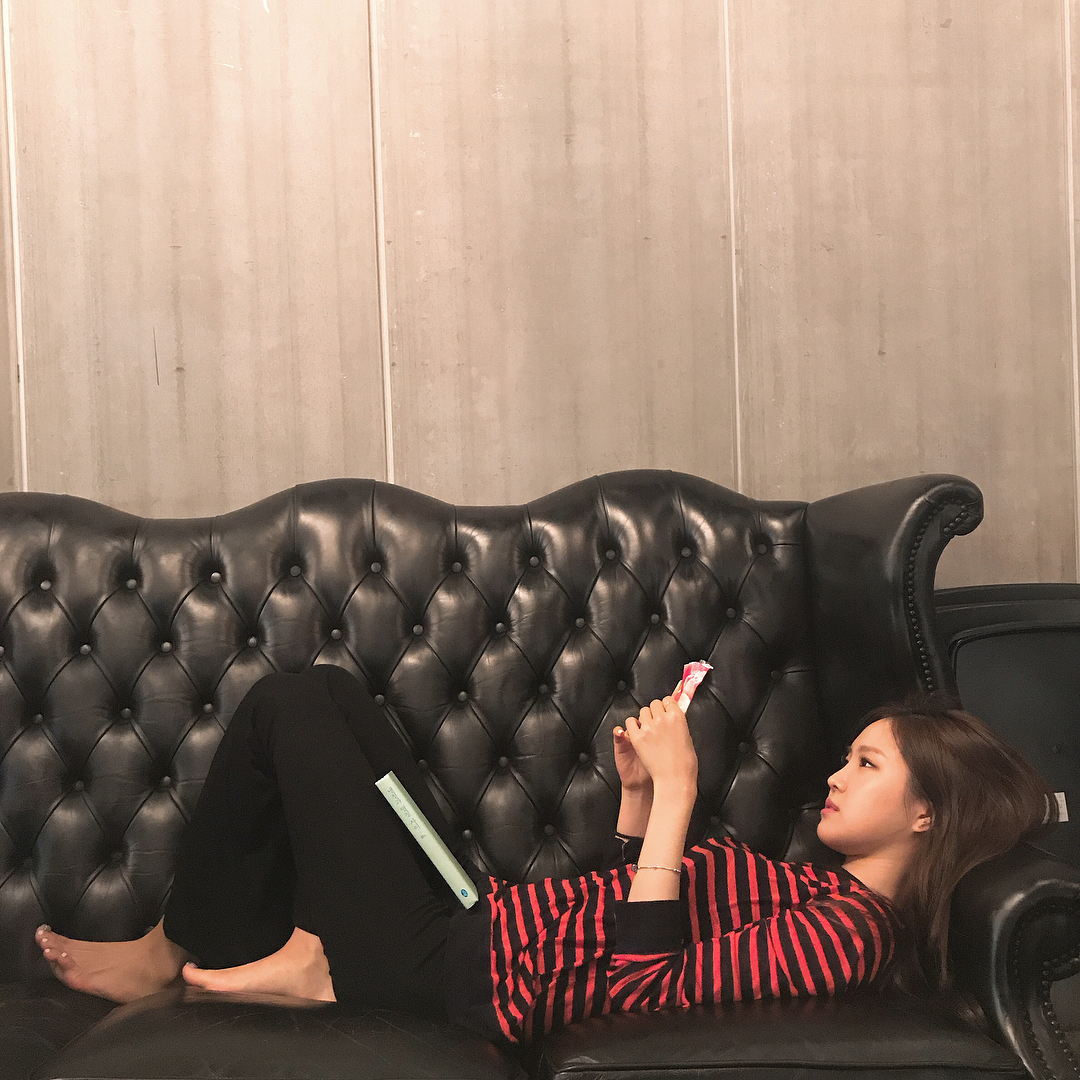 Na Eun Son Feet