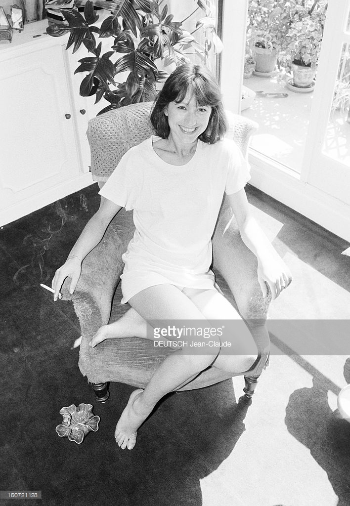 Nathalie Baye Feet