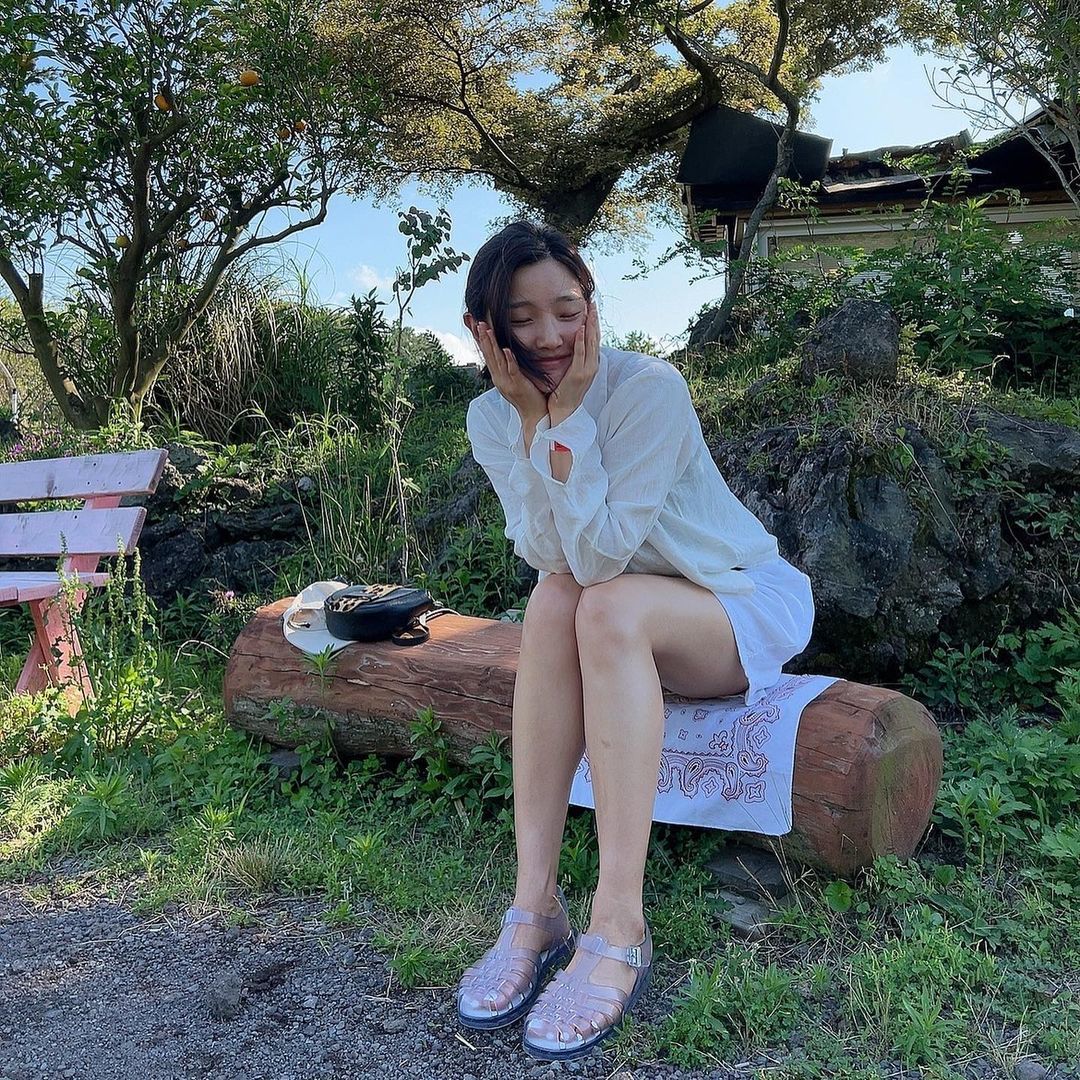 Park So Dam Feet