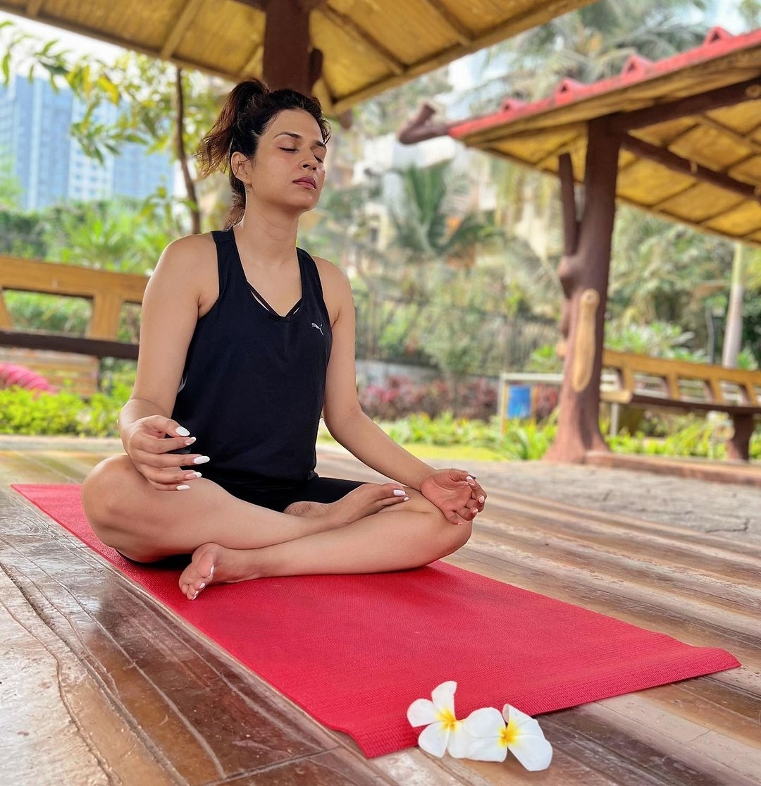 Shraddha Das Feet