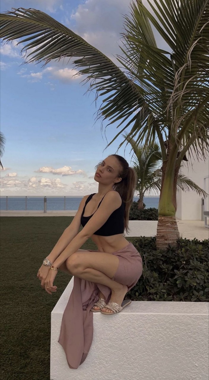 Xenia Tchoumitcheva Feet