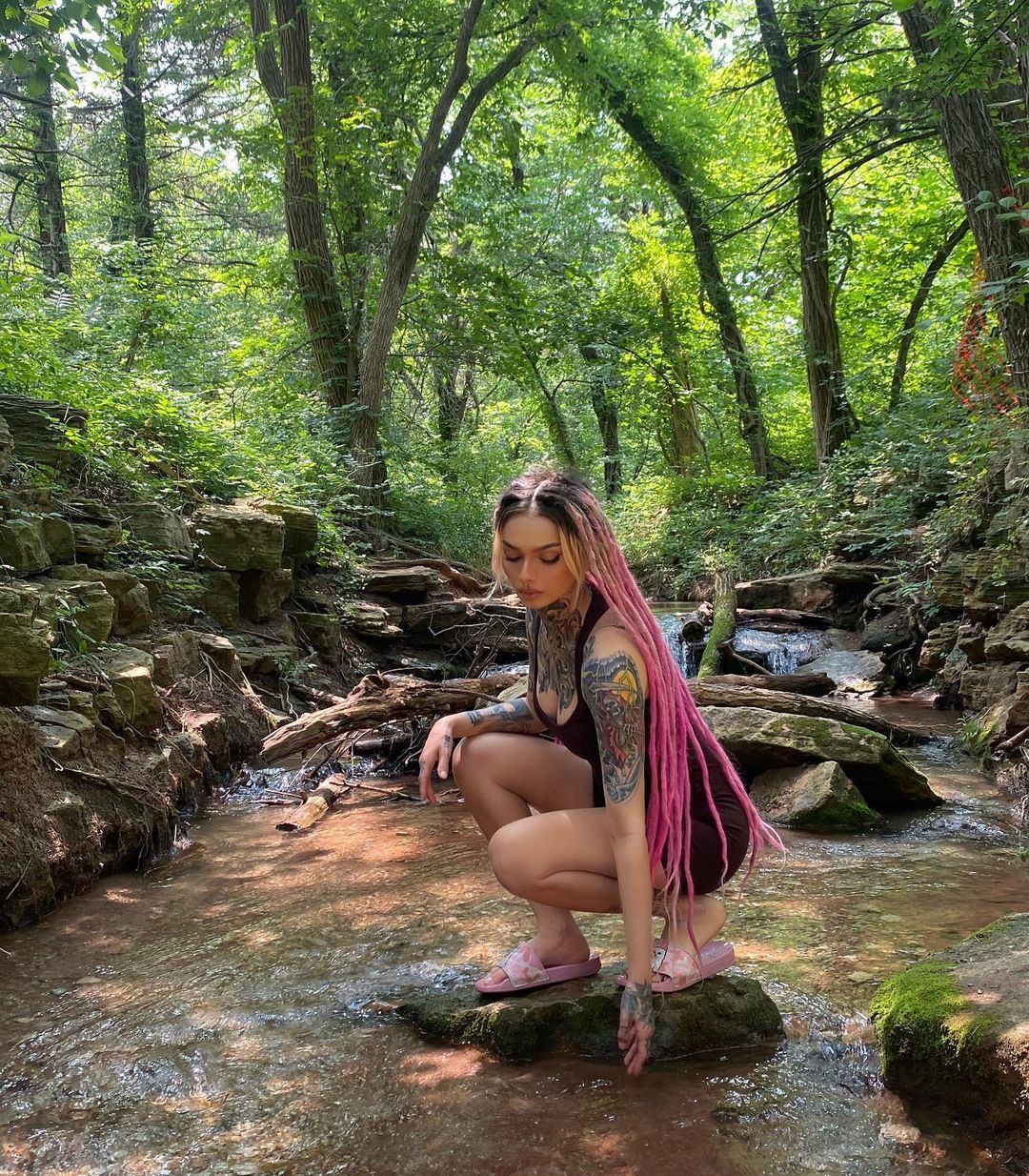 Zhavia Feet