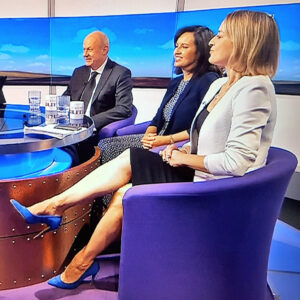 Laura Kuenssberg Wikifeet